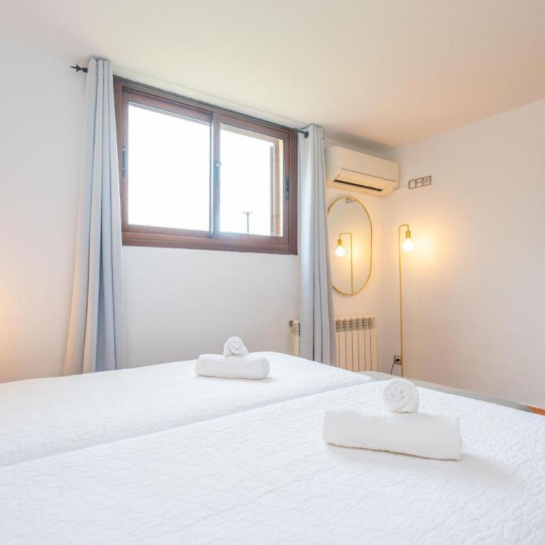 VILLA COIRA - Spectacular villa with private pool garden and mountains views near the beach of Puerto de Alcúdia. Free WiFi - Villa - 33