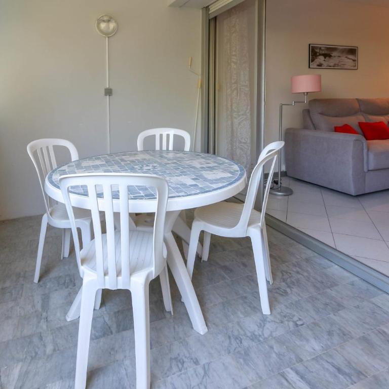 Studio in Antibes with AC Terrace & Pool - BENAKEY - Studio - 4