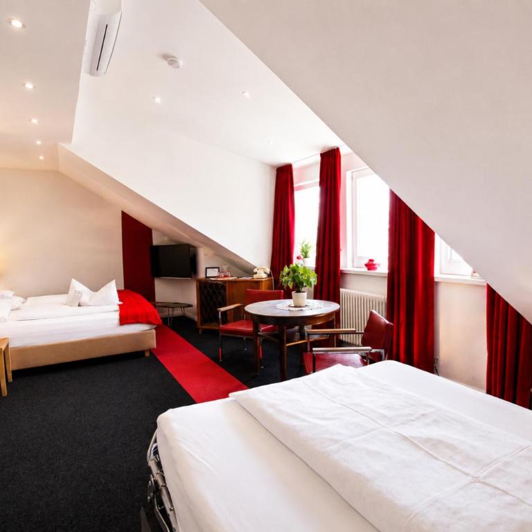 Design-Boutique Hotel Vosteen - Dreibettzimmer - 12