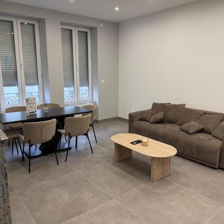 Magnifique appartement moderne - emplacement idéal - Premium Apartment mit 3 Schlafzimmern - 2