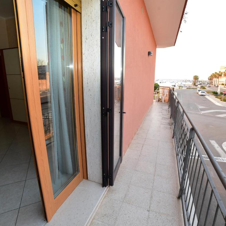 B&B Il Gabbiano - Camera Tripla con Vista Mare - 6