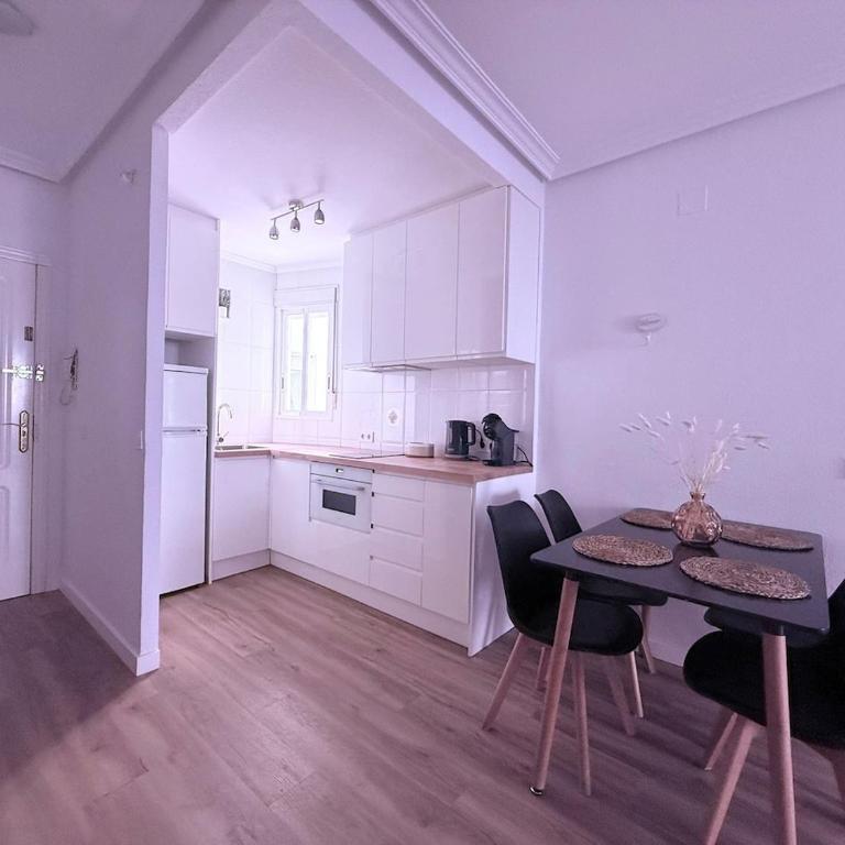Playa Blanca Apartment - Apartamento de 2 dormitorios con balcón - 14