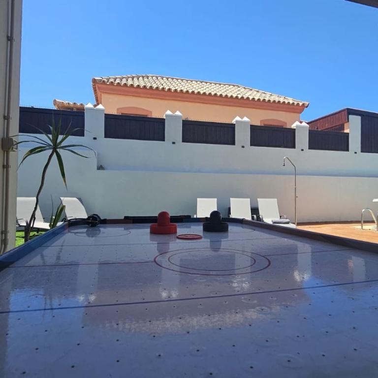 Villa Catherina - Three-Bedroom Villa - 26