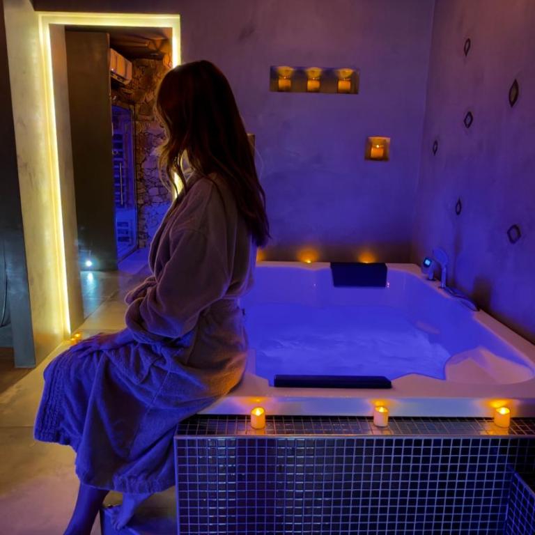 PRIVATE ROOM & SPA avec Jacuzzi privatif - Maison 1 Chambre - 3