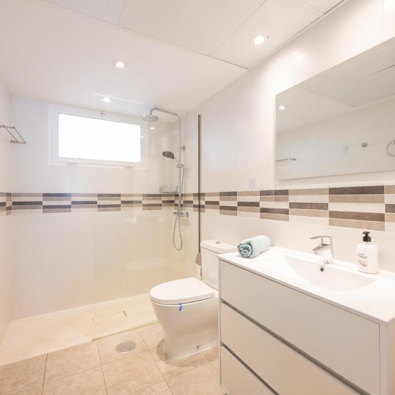 Golden Sunrise Beach Estepona Playa del Moral - Apartamento de 3 dormitorios - 32
