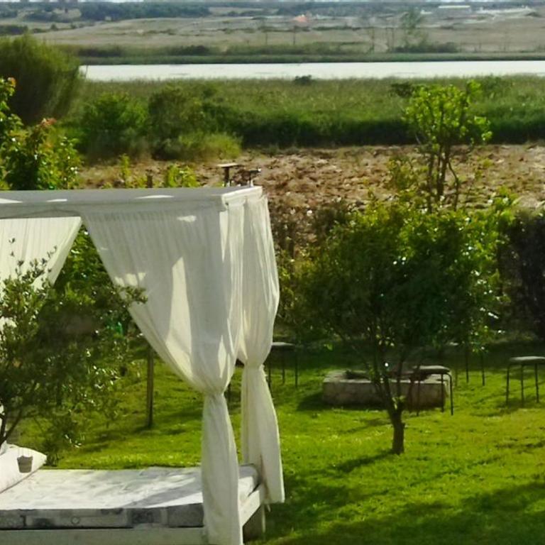 Dimora Idruntina - Camera Matrimoniale con Vista Lago - 12