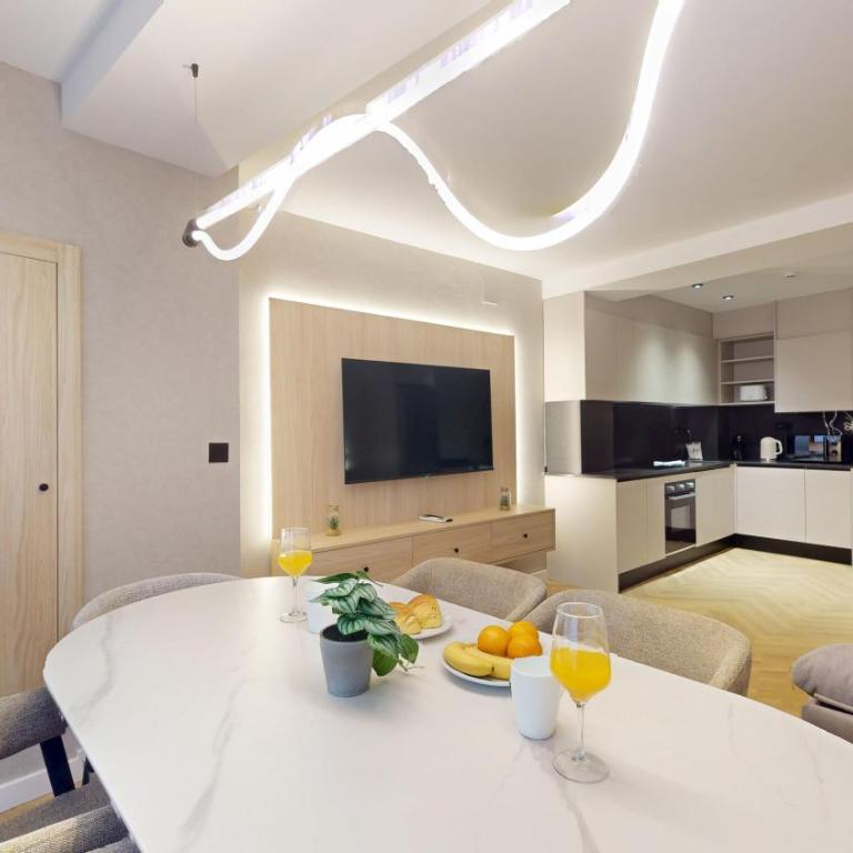 Myflats La Marina - Two-Bedroom Apartment - 2