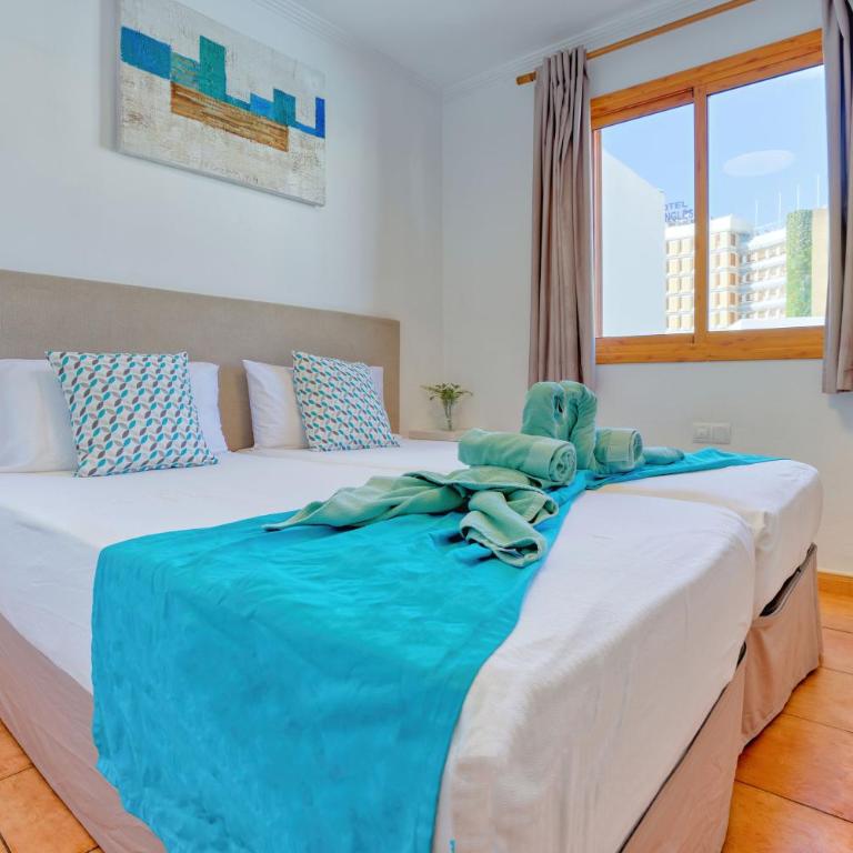 RT-Las Brisas - Two-Bedroom Bungalow - 2