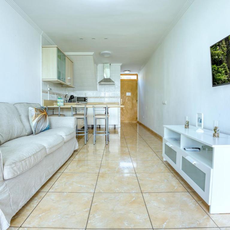 RT-Las Brisas - Two-Bedroom Bungalow - 32
