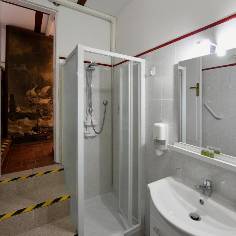 6 Tourist House Bologna Oche- Self Check in - Appartamento con 1 Camera da Letto - 40