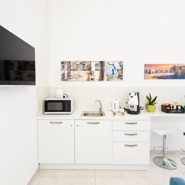 CharmiNaples - VivimiHome - Camera King Superior - 26