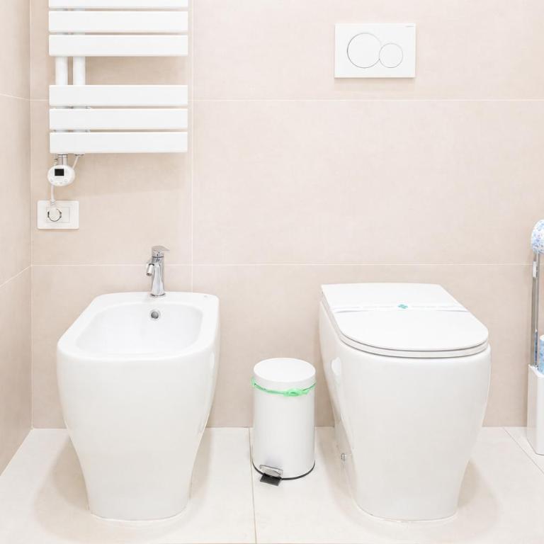 CharmiNaples - VivimiHome - Camera King Deluxe - 7
