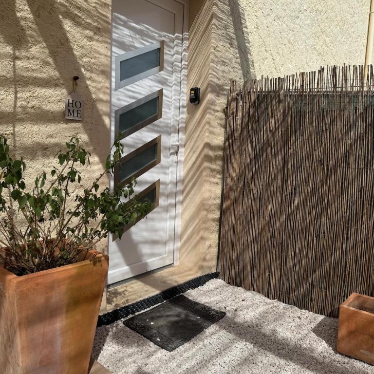 LE TERRACOTTA COTE D'AZUR - Proche PLAGE - Terrasse & Confort - CLIM - Parking et Wifi Gratuit- OFFRE SPECIALE - One-Bedroom Apartment - 9