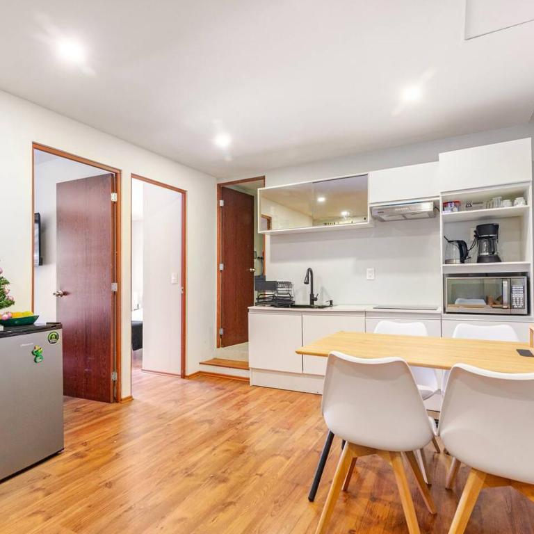Roma Norte Jungle Oasis: 2 units/5BR for 14 Guests - Apartment - 3