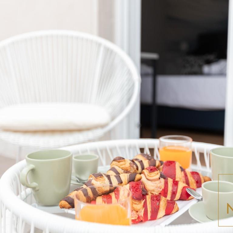 Nina Rooms Guesthouse - Seaview, luxury design, private patio, A-C - Camera Matrimoniale con Bagno Privato - 3