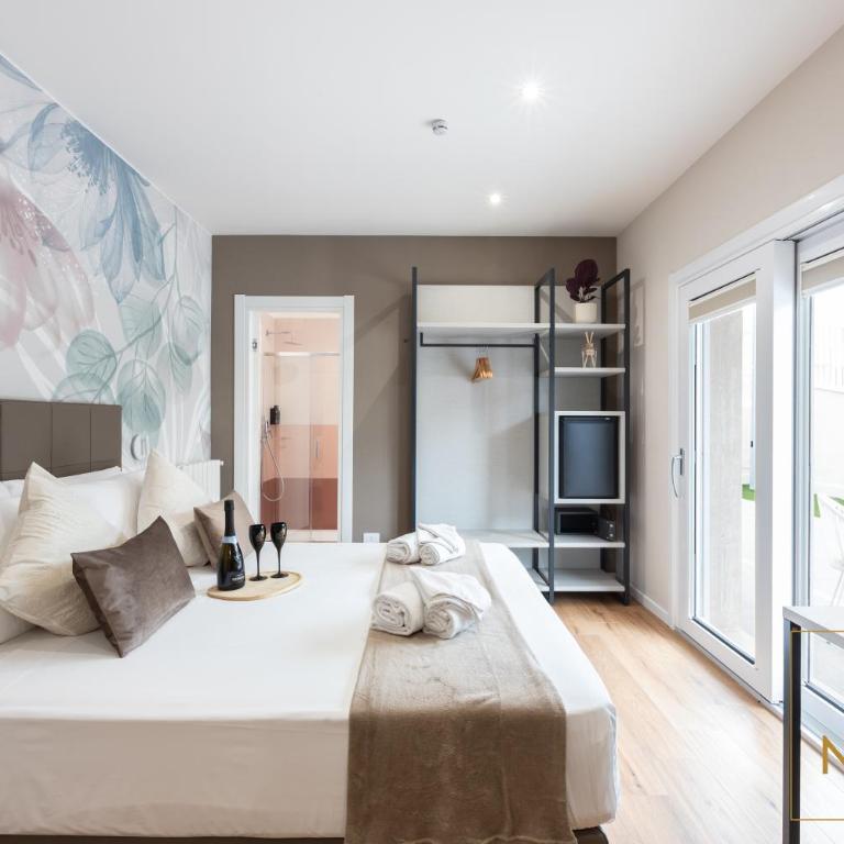 Nina Rooms Guesthouse - Seaview, luxury design, private patio, A-C - Camera Deluxe - 1