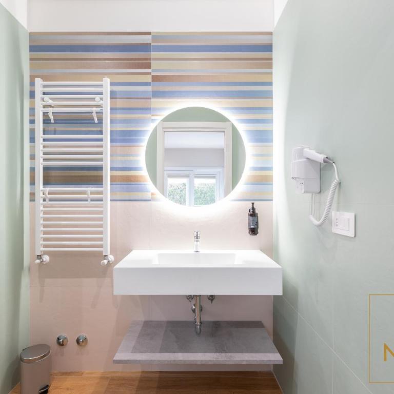 Nina Rooms Guesthouse - Seaview, luxury design, private patio, A-C - Camera Queen - 10