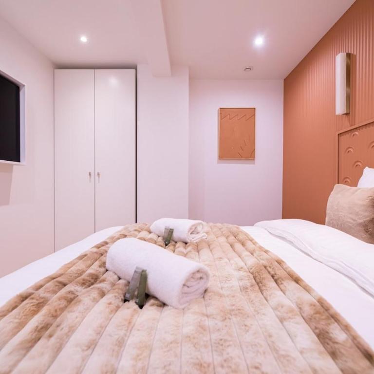 Spacious Apartment in Paris with AC - Appartement - 9