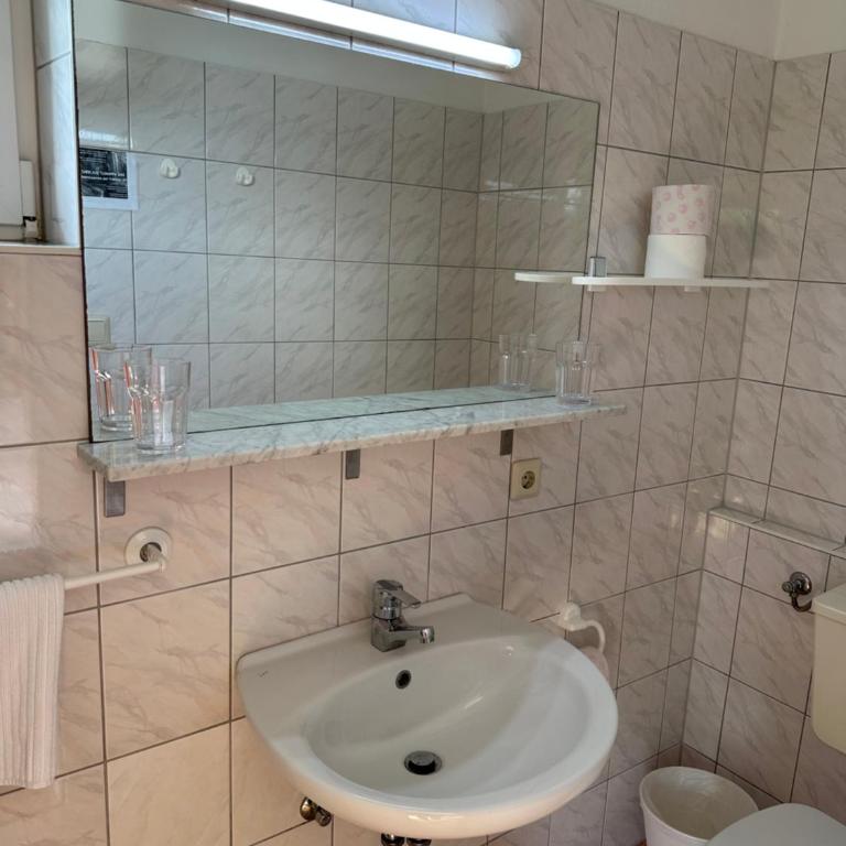 Zimmer am See - Großes Doppelzimmer - 4
