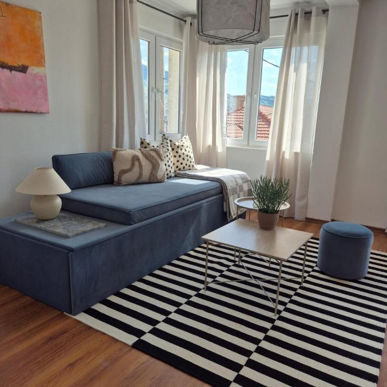 New Beautiful City View Apartment - One-Bedroom Apartment with City View - 1
