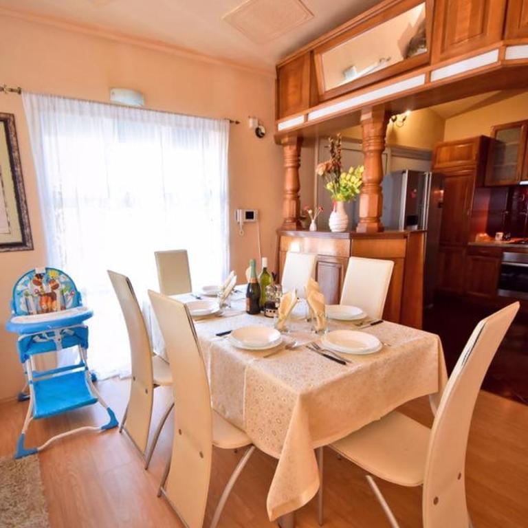 Penthouse S - Three-Bedroom Apartment - 12