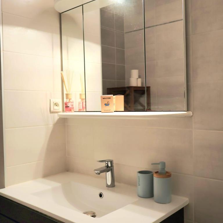 Cozy studio ST Roch with a terrace - Appartement 1 Chambre - 20