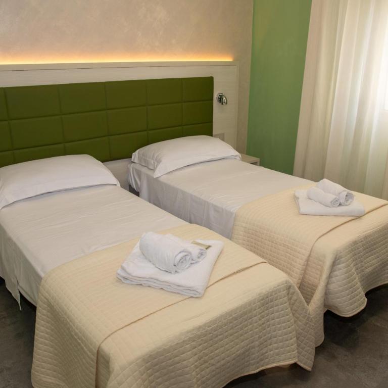 Hotel Villa Irene & Spa - Camera Superior Matrimoniale/Doppia con Letti Singoli - 3