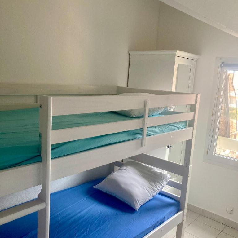 Maison proche plage 2 chambres - terrasse - Two-Bedroom House - 12