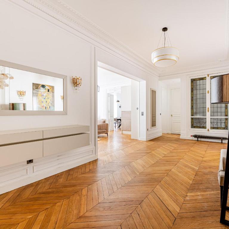 Amazing Apartment # Champs Elysées # Paris 8 # AC - Appartement 4 Chambres Deluxe - 17