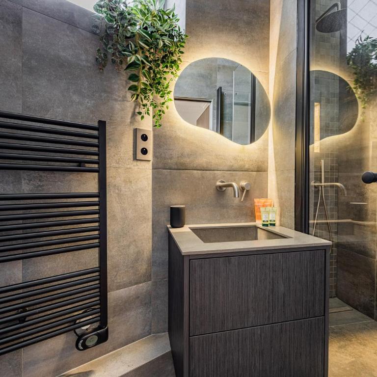 Amazing Apartment # Champs Elysées # Paris 8 # AC - Appartement 4 Chambres Deluxe - 33