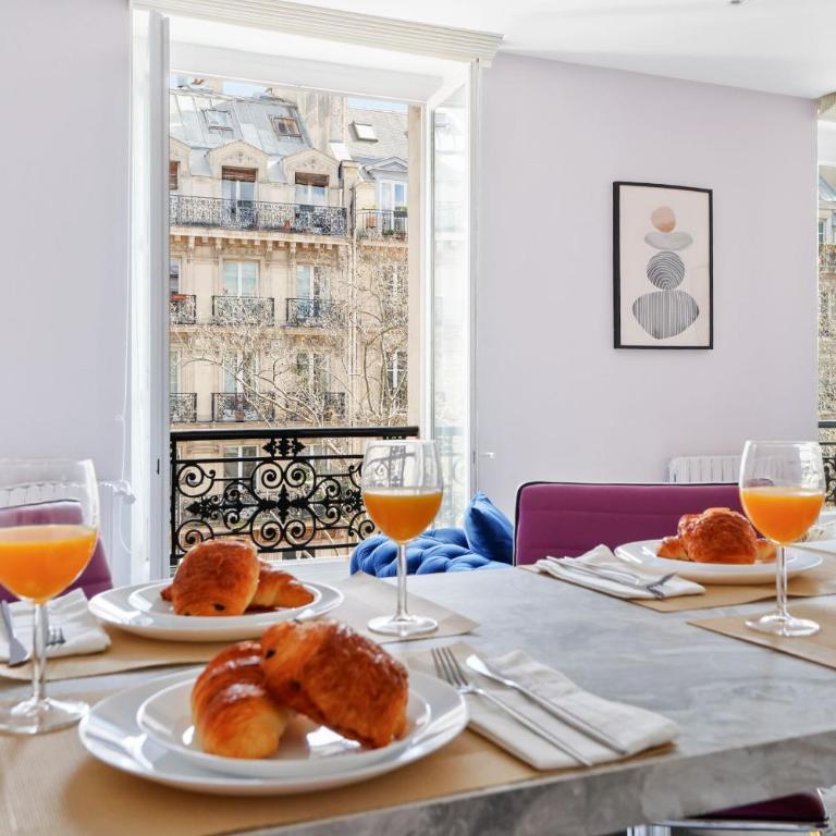 BnBNova - 2BR - Heart of Paris - Le Louvre & Palais Royal - Apartment - 6