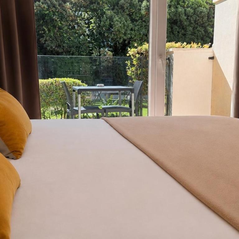 Forme-hotel & Spa Montpellier Sud-Est - Parc Expositions - Arena - Chambre Double Supérieure avec Terrasse et Cuisine - 3