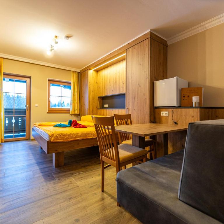Bio-Bauernhof Obertrattenbachhof - Superior Apartment mit 2 Schlafzimmern und Balkon - 2