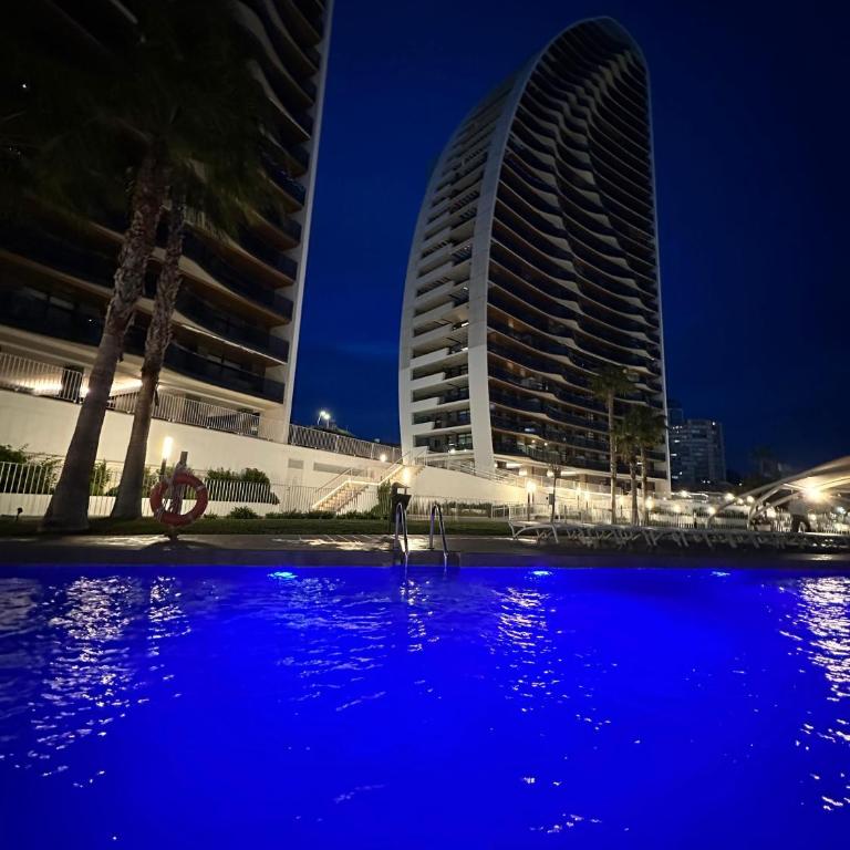 Sunset Waves Breeze - Two-Bedroom Apartment with Sea View - 27