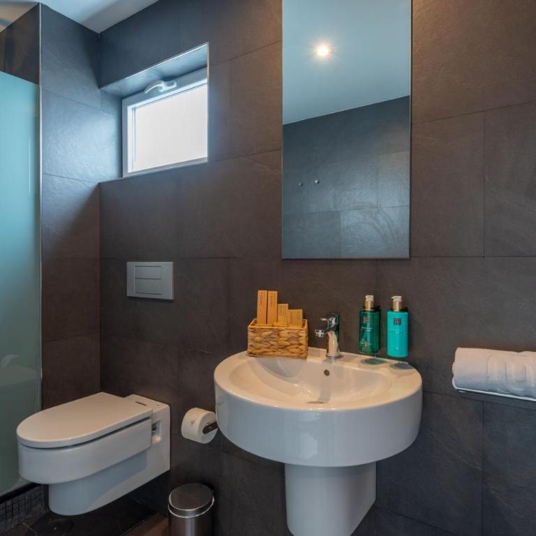 Ereza Hoopoe Villas - Three-Bedroom Lounge Villa with Private Pool - 10
