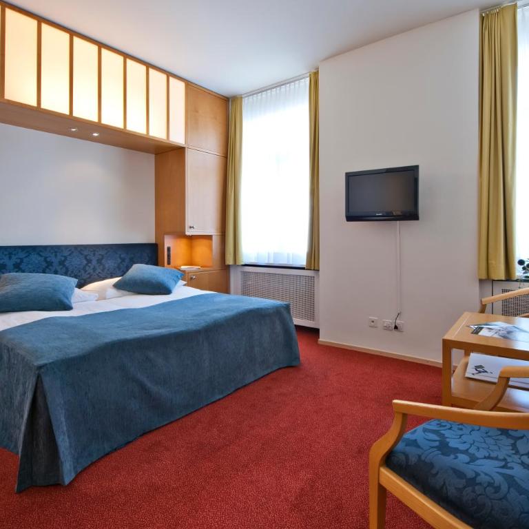 Hotel Schweizerhof St. Moritz - Doppelzimmer mit Dorfblick - 1