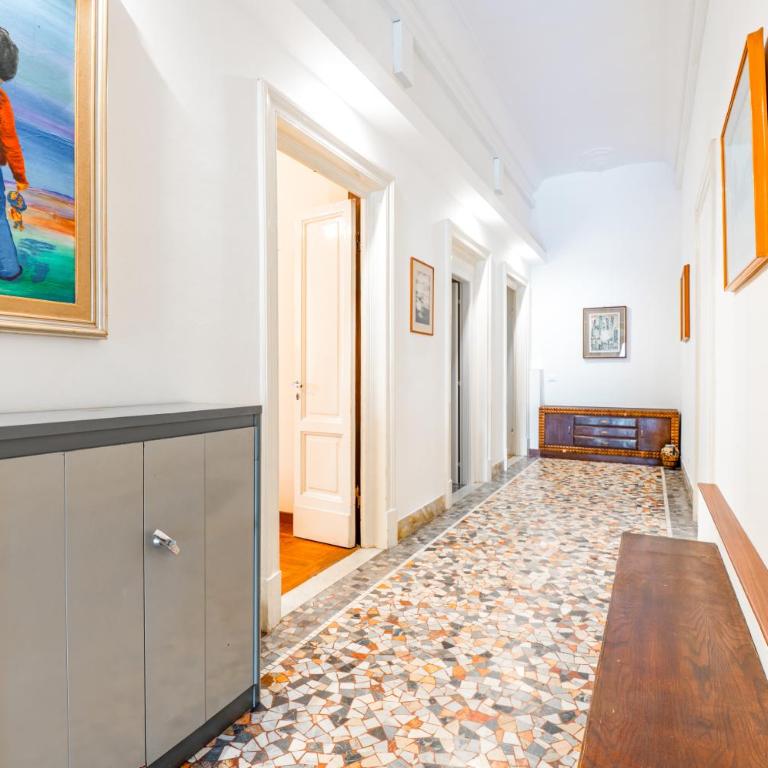 Maison Il Magnifico - Appartamento con 4 Camere da Letto e Balcone - 9