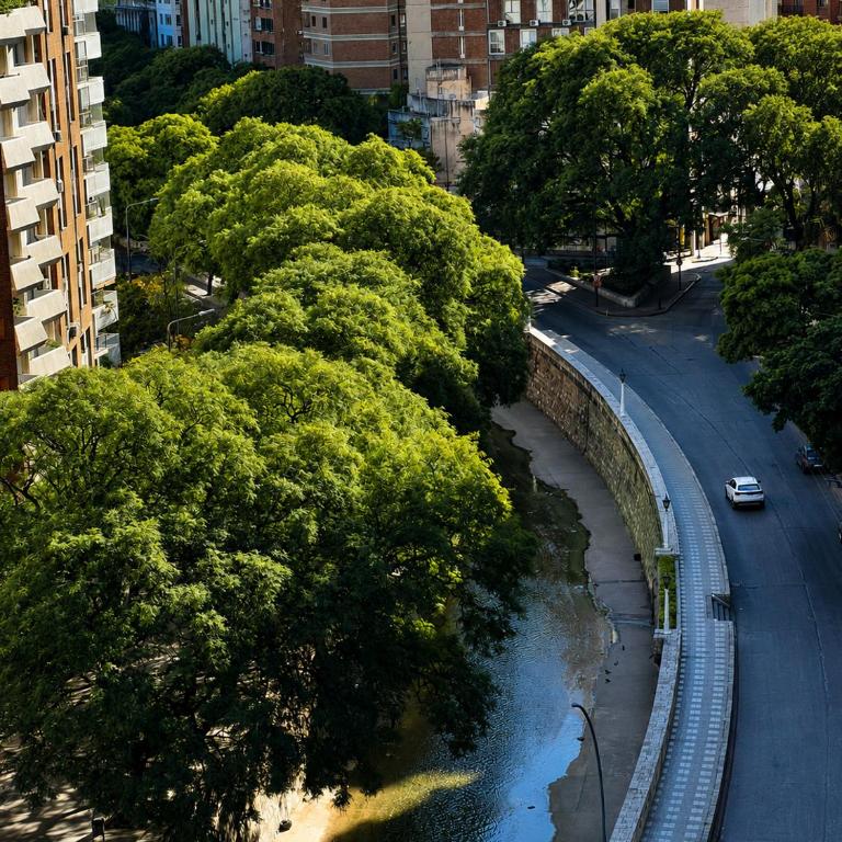 Depto Premium con vista a la Cañada - Nueva Córdoba- Cerca de Patio Olmos y Güemes - Apartamento de 1 dormitorio - 3