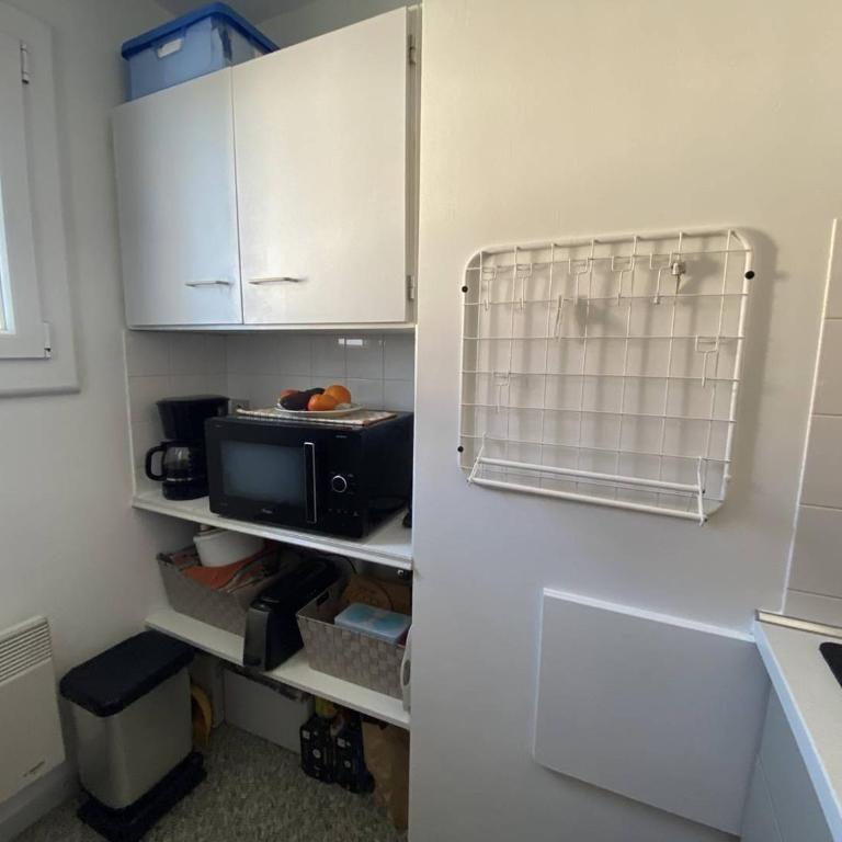T1 avec balcon à Cambo-les-Bains, parking inclus, 2 couchages - Apartamento de 1 dormitorio - 7