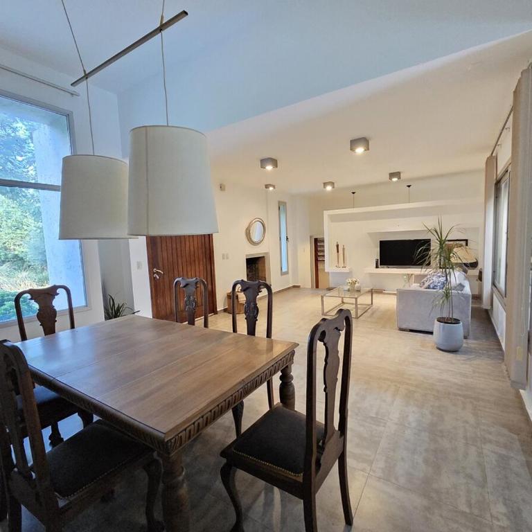 Casa con pileta y parque en barrio cerrado - Casa Vacacional de 3 dormitorios - 13