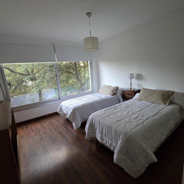 Casa con pileta y parque en barrio cerrado - Casa Vacacional de 3 dormitorios - 15
