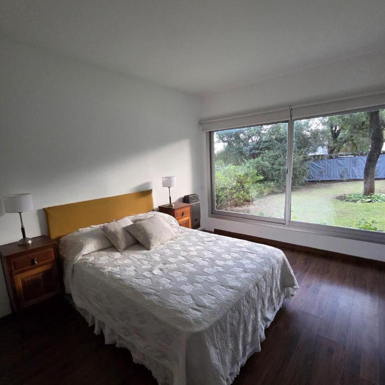 Casa con pileta y parque en barrio cerrado - Casa Vacacional de 3 dormitorios - 19