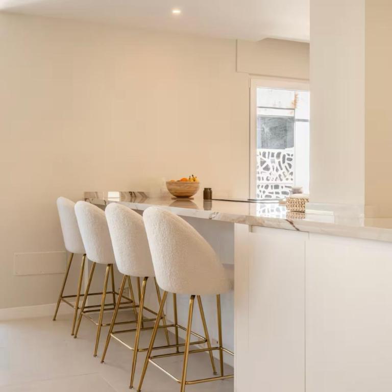 Luxury Rooftop, Private Jacuzzi with mountain views - Apartamento - 13