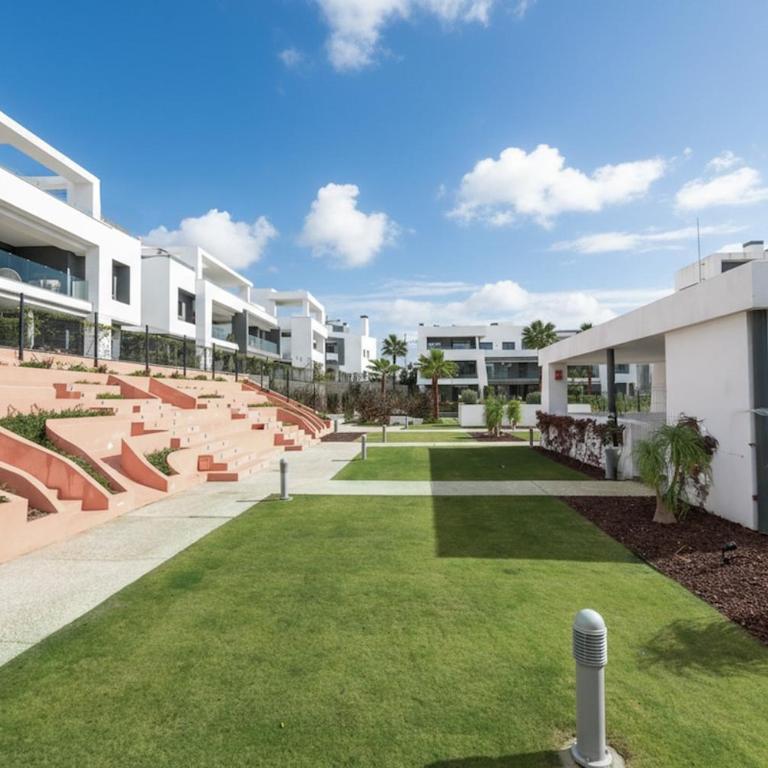 Spacious Garden Apartment With Balcony by Caseo - Apartamento Deluxe de 4 dormitorios - 32