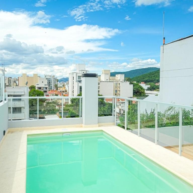 Monoambiente Moderno - Balcón, Pileta y SUM - Apartamento de 1 dormitorio - 25