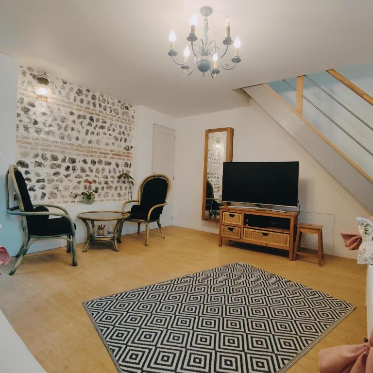 Maison de famille entre ville et plage - Maison 2 Chambres - 24