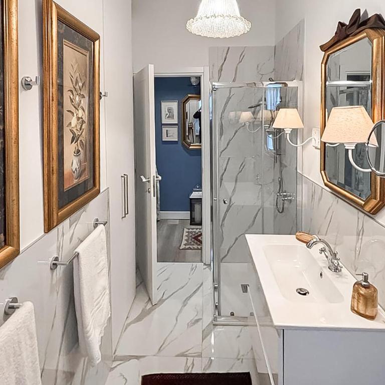 2 Bedroom Awesome Apartment In Chiavari - Appartamento con 2 Camere da Letto - 10