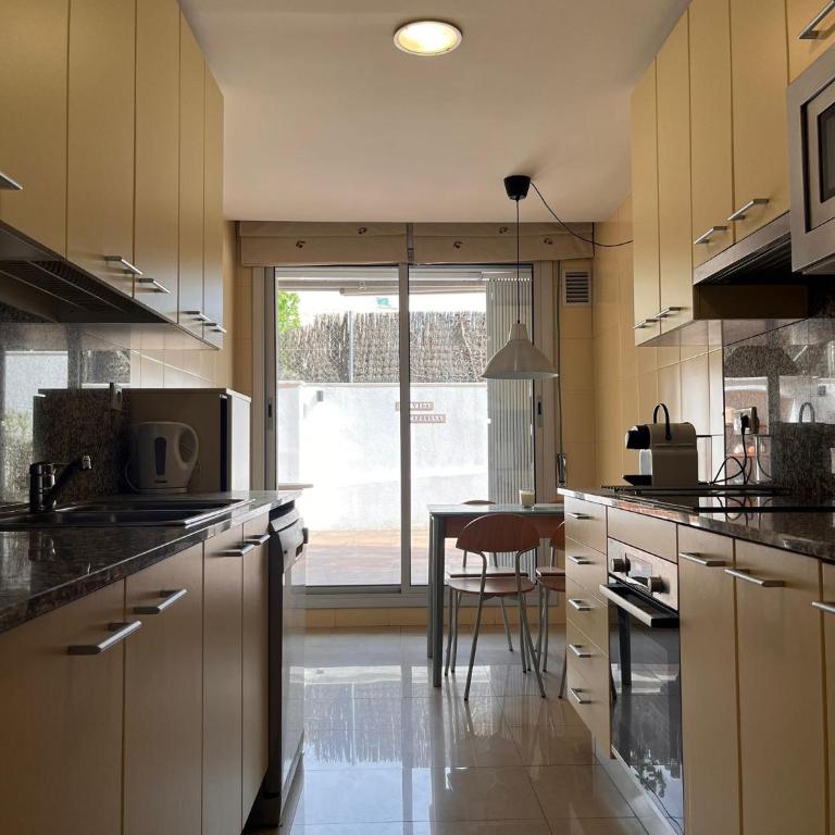 4-Bedroom Apartment with Private Garden in Tossa de Mar - Apartamento con 4 dormitorios - 8