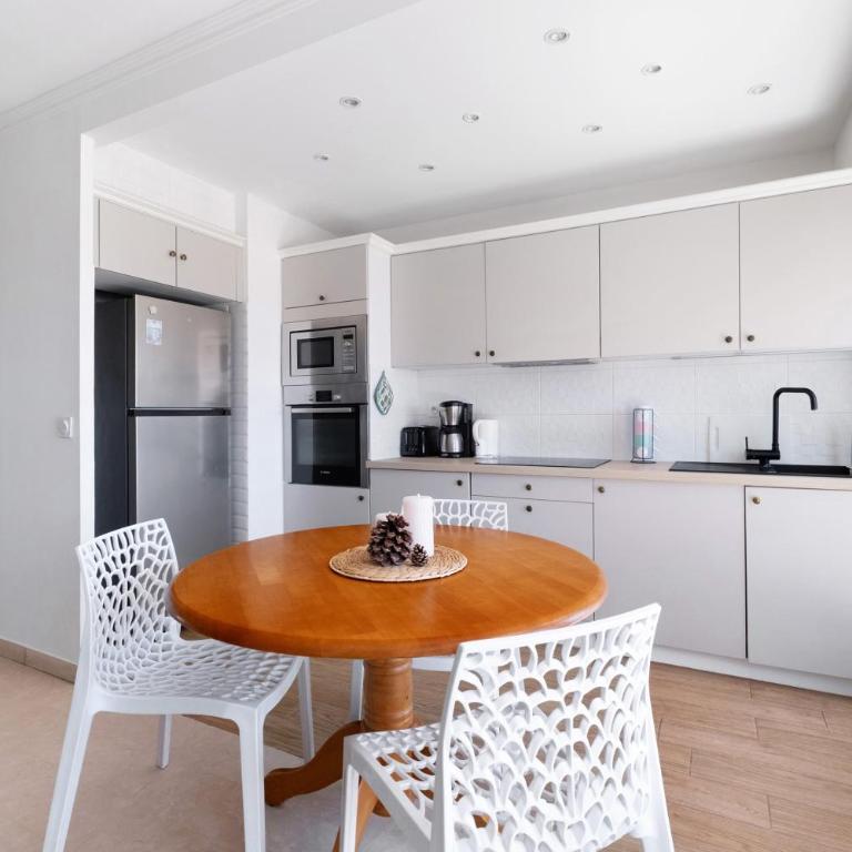 Juan les Pins Centre 2P La Dryade - Superior One-Bedroom Apartment with Balcony - 5