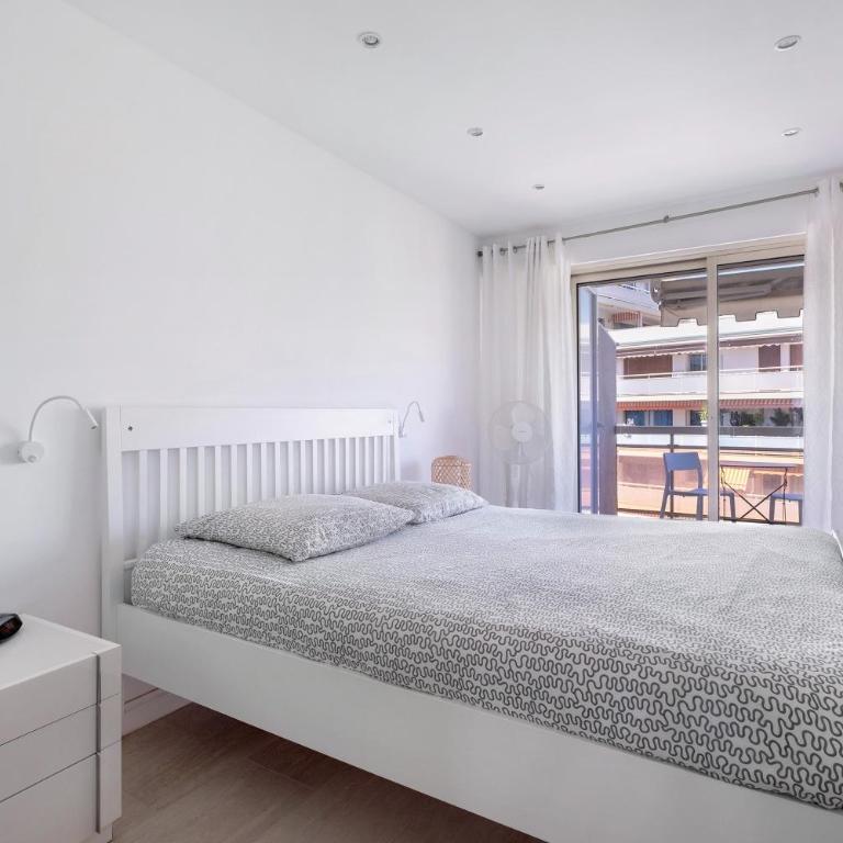 Juan les Pins Centre 2P La Dryade - Superior One-Bedroom Apartment with Balcony - 9